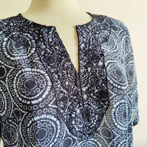 Michael Kors Tunic Top / Blue Geometric / Size Large - Picture 2 of 5